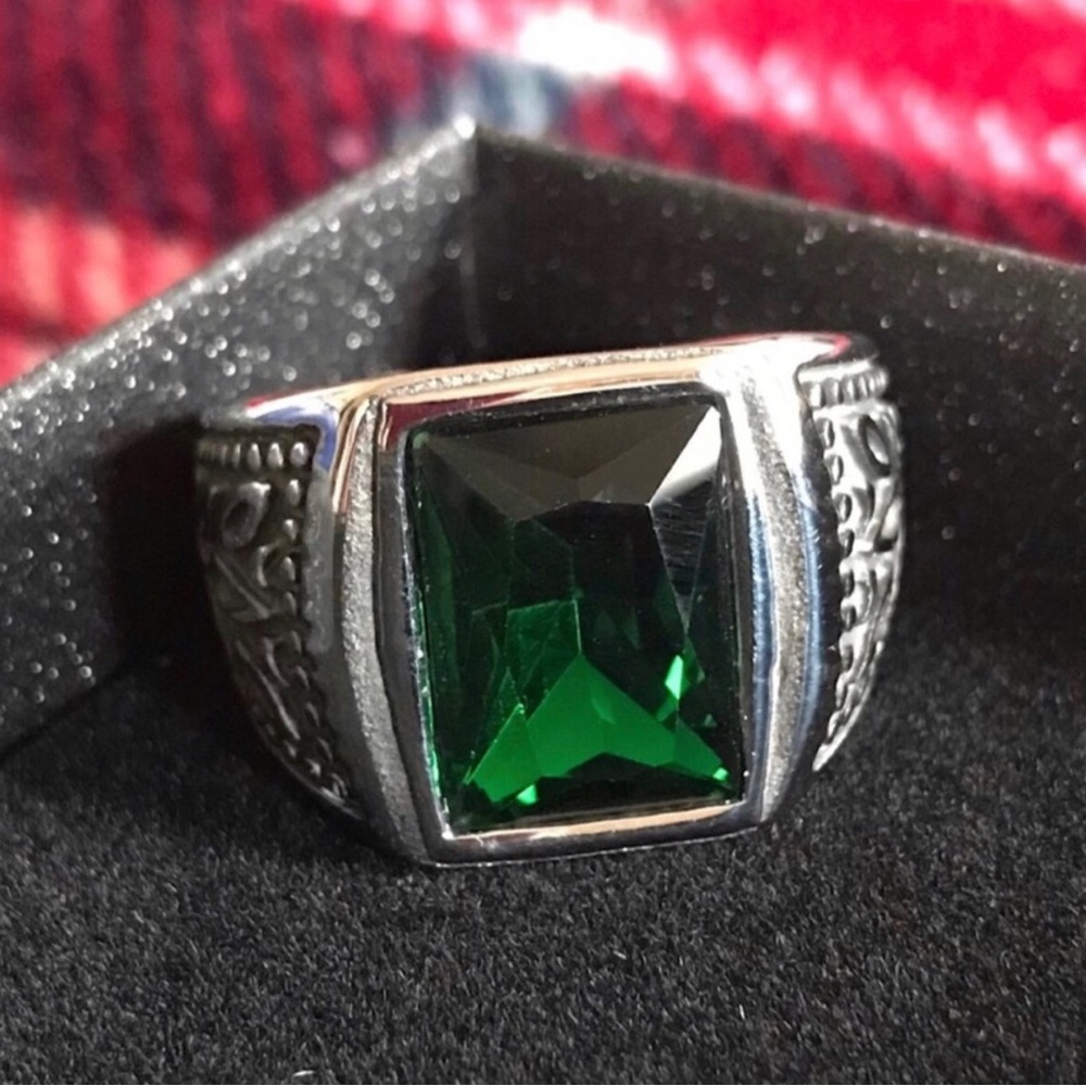 Men's Silver-Tone Ring with Deep Green Square Stone, Stainless Steel